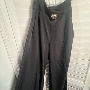 Elegant Black Wide-Leg Pants